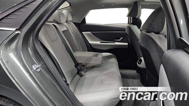 Hyundai Avante 2022 — ფოტო 12/20