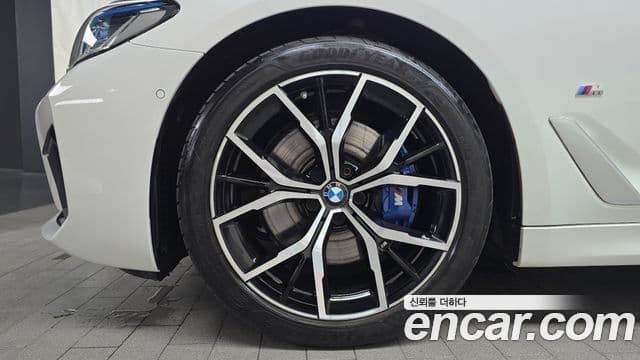 BMW 5 Series 2023 — Şəkil 5/20