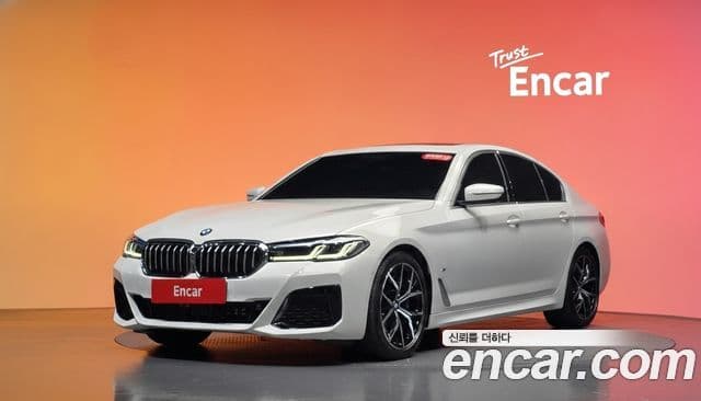 BMW 5 Series 2023 — Şəkil 1/20