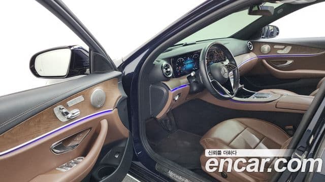 Mercedes-Benz E-Class 2021 — Şəkil 8/20