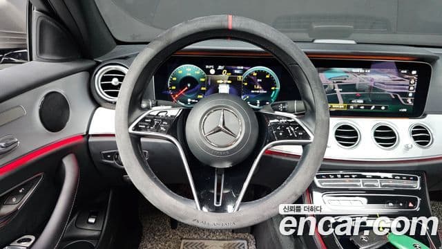Mercedes-Benz E-Class 2020 — ფოტო 14/20