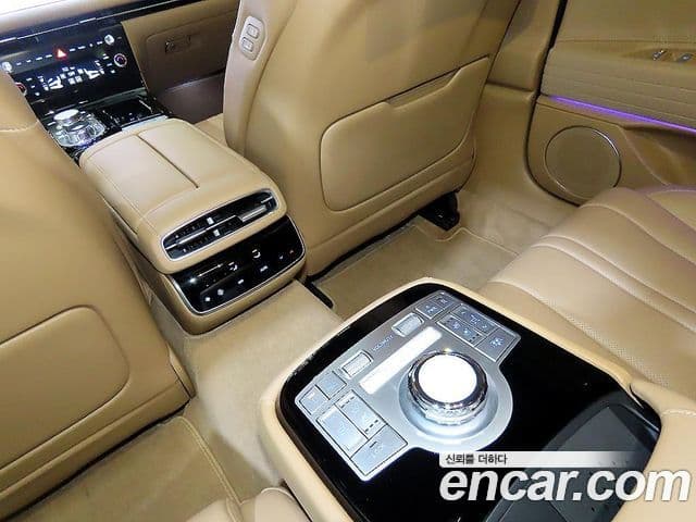 Genesis Electrified G80 2024 — ფოტო 15/20