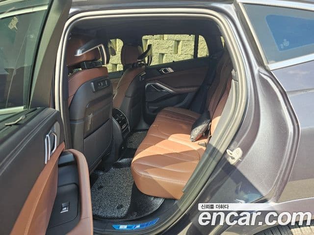 BMW X6 2020 — Фото 10/20