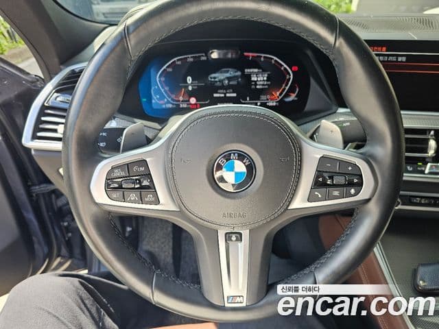 BMW X6 2020 — Фото 17/20