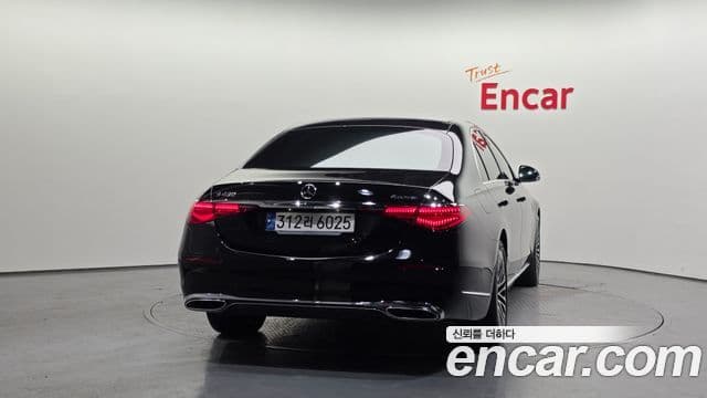 Mercedes-Benz S-Class 2023 — ფოტო 4/20