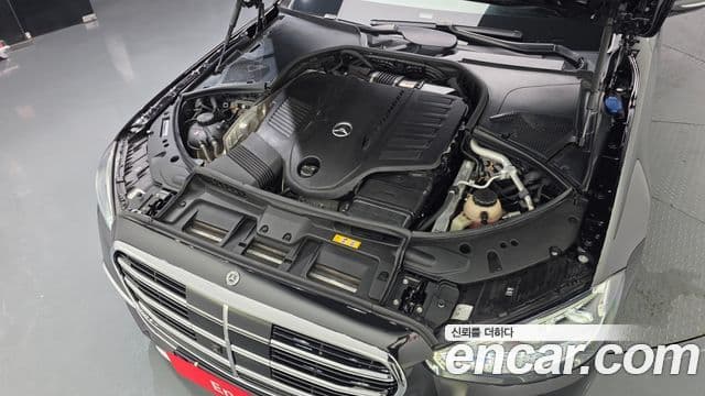 Mercedes-Benz S-Class 2023 — ფოტო 6/20