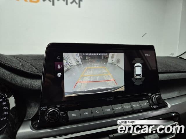 Kia Seltos 2022 — ფოტო 15/20