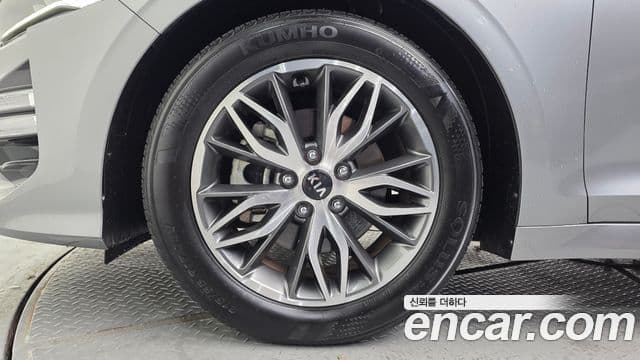 Kia K5 2021 — фото 5 из 20