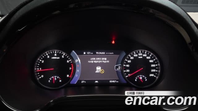 Kia Seltos 2022 — ფოტო 6/20