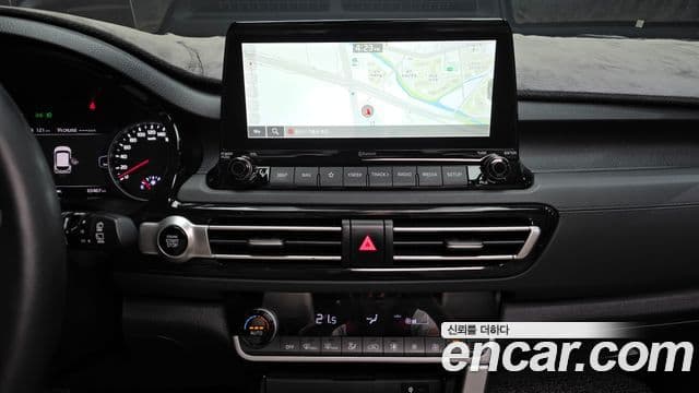 Kia Seltos 2022 — ფოტო 13/20