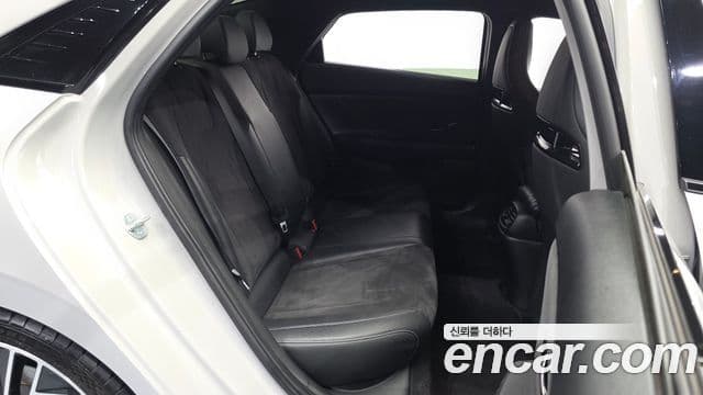 Hyundai Avante 2023 — ფოტო 11/20