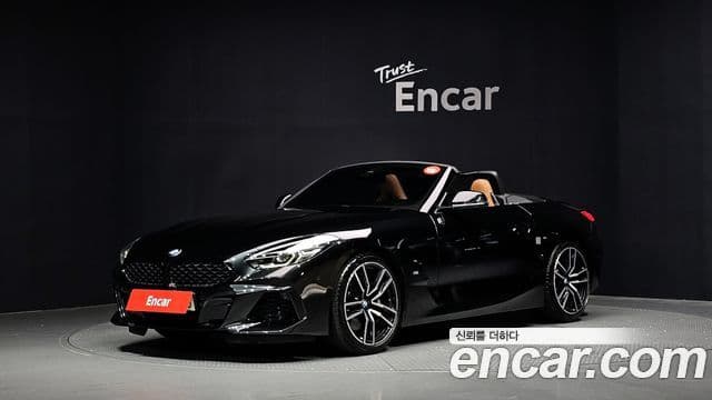 BMW Z4 2022 — Фото 1/20