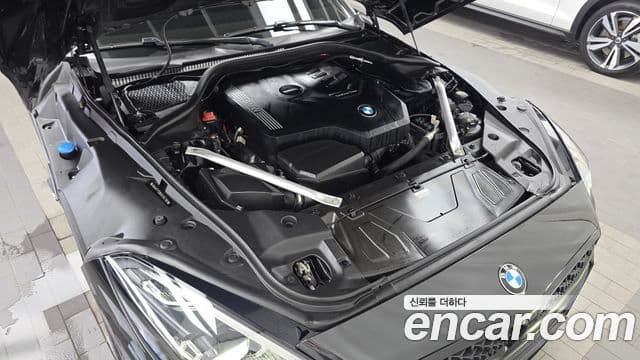 BMW Z4 2022 — Фото 6/20
