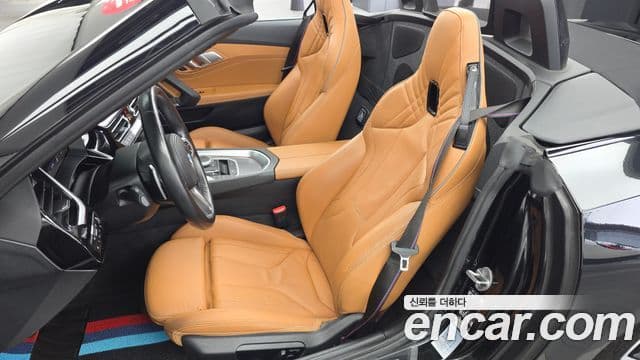 BMW Z4 2022 — Фото 12/20