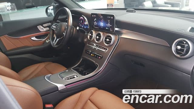 Mercedes-Benz GLC-Class 2023 — фото 14 из 17