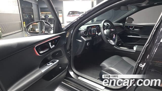 Mercedes-Benz C-Class 2023 — ფოტო 10/20