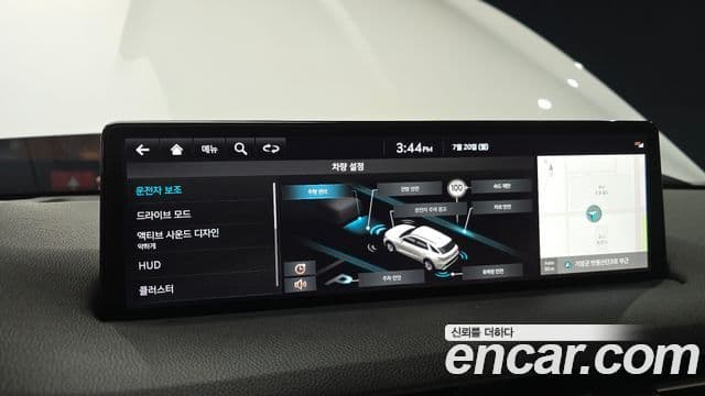 Genesis GV70 2024 — ფოტო 17/20