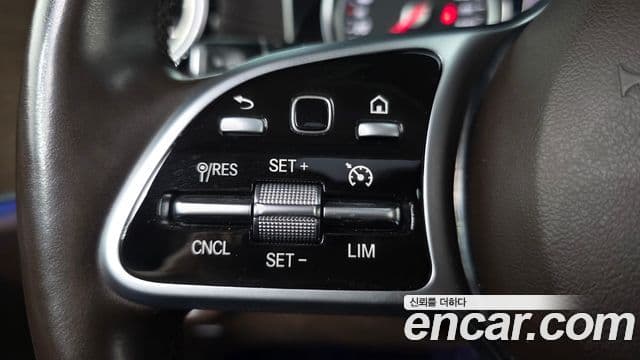 Mercedes-Benz E-Class 2019 — Фото 18/20