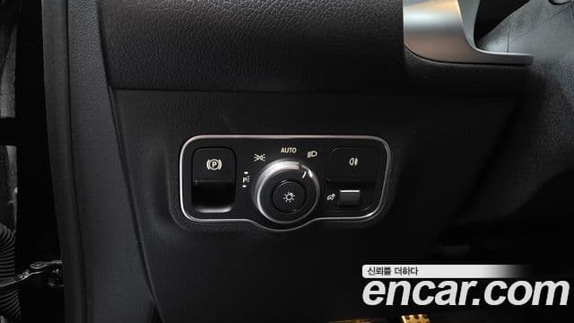 Mercedes-Benz GLB-Class 2023 — ფოტო 20/20