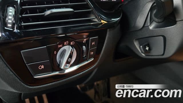 BMW M5 2019 — ფოტო 18/20