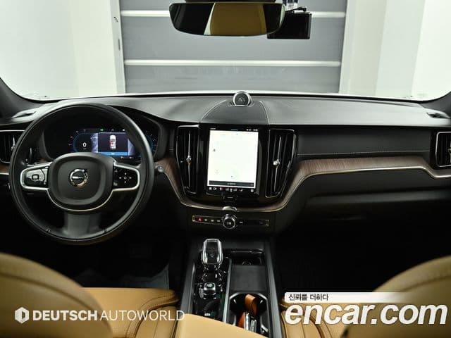 Volvo XC60 2022 — Şəkil 6/20