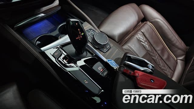 BMW 5 Series 2020 — Фото 9/20