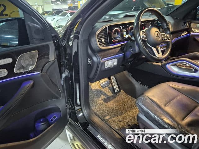 Mercedes-Benz GLE-Class 2021 — ფოტო 12/20