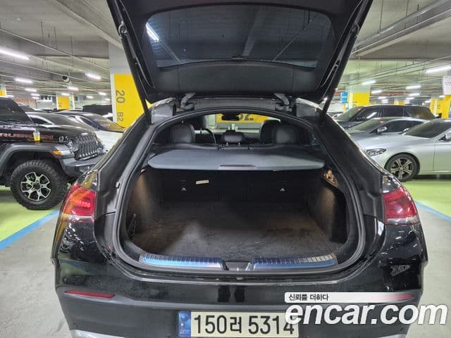 Mercedes-Benz GLE-Class 2021 — ფოტო 20/20