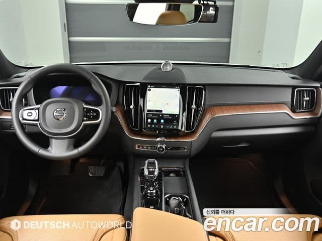 Volvo XC60 2023 — Şəkil 9/20