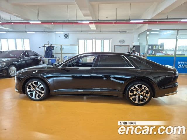 Hyundai Grandeur 2023 — Фото 3/20