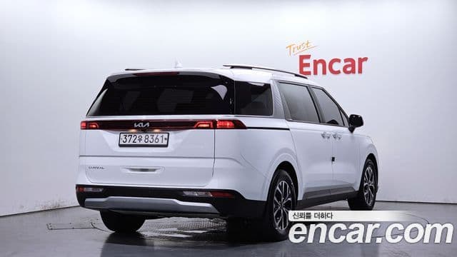 Kia Carnival 2023 — Şəkil 2/20