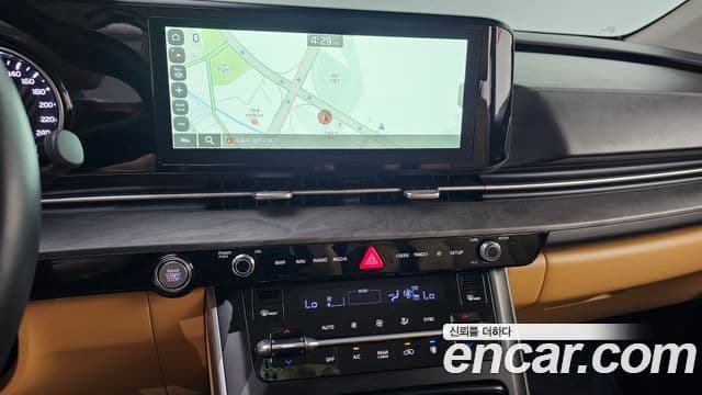 Kia Carnival 2023 — Şəkil 14/20