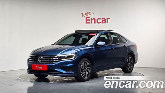 Volkswagen Jetta 2021 — ფოტო 11/20