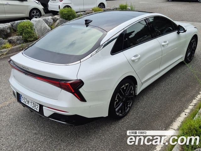 Kia K5 2024 — ფოტო 7/20