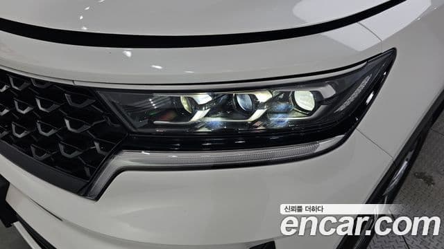Kia Sorento 2021 — ფოტო 25/33