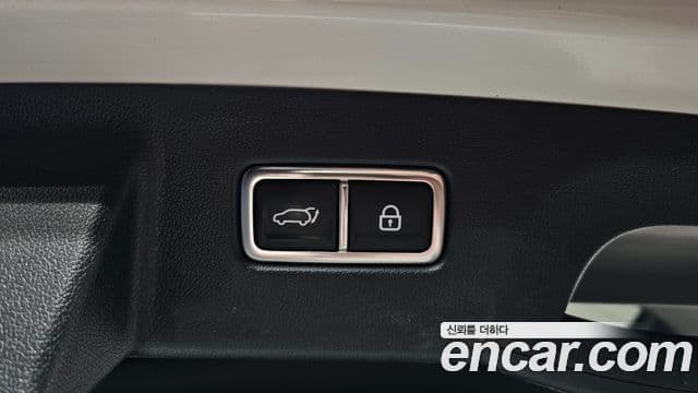 Kia Sorento 2021 — ფოტო 13/33