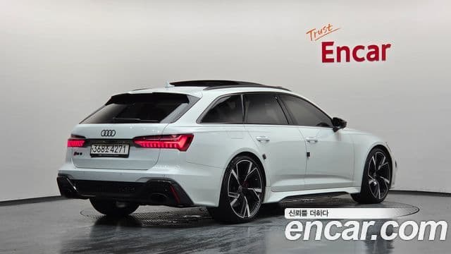 Audi RS6 2021 — Photo 25/34