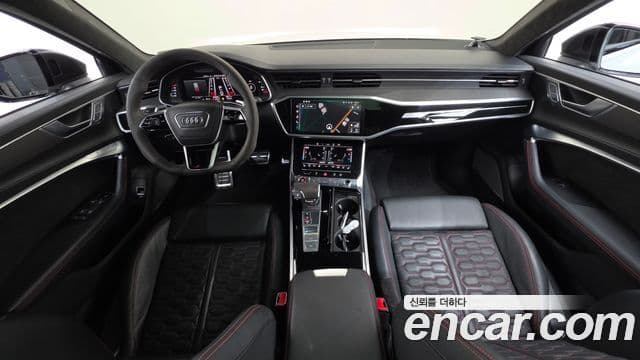 Audi RS6 2021 — Photo 14/34