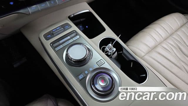 Genesis GV70 2023 — Şəkil 8/20