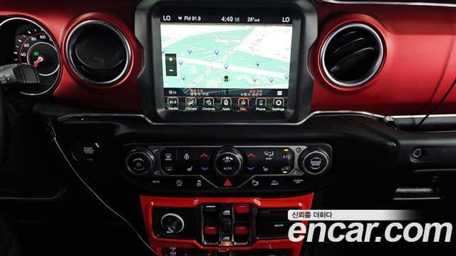 Jeep Wrangler 2021 — Фото 14/20