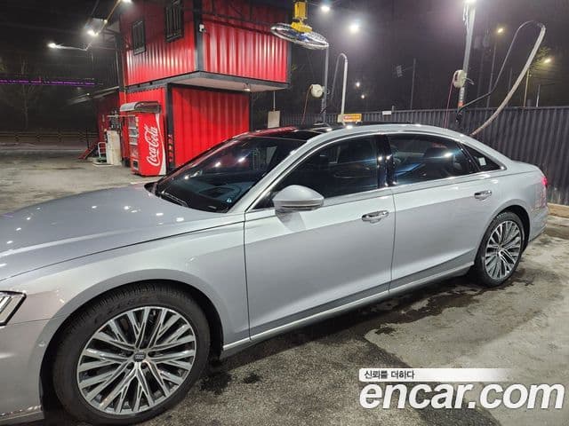 Audi A8 2020 — ფოტო 3/17