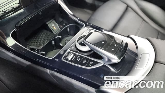 Mercedes-Benz C-Class 2020 — Фото 19/20