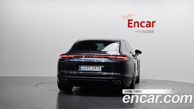 Porsche Panamera 2023 — Photo 5/32
