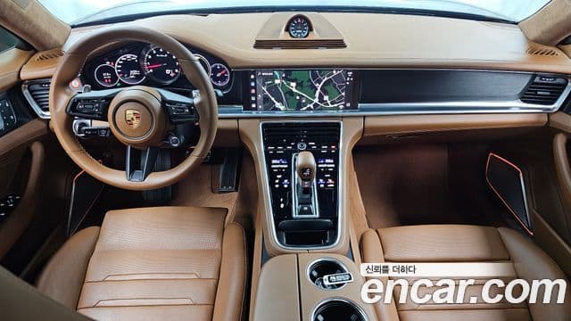Porsche Panamera 2023 — Photo 29/32