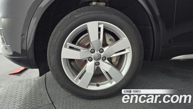 Audi Q5 2020 — Şəkil 5/20
