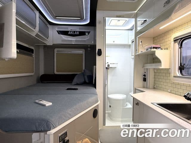 Hyundai Staria 2022 — ფოტო 8/20