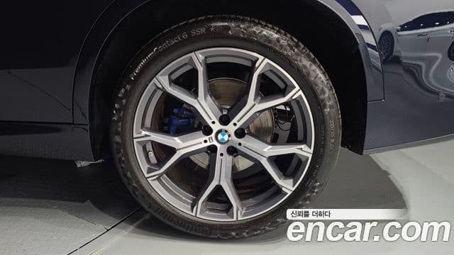 BMW X5 2025 — Photo 29/35