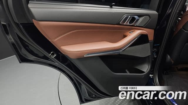 BMW X5 2025 — Photo 9/35