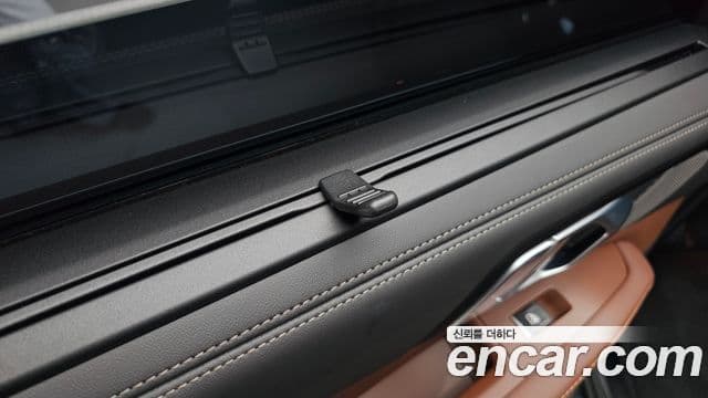 BMW X5 2025 — Photo 28/35