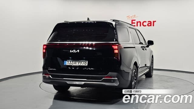 Kia Carnival 2024 — ფოტო 4/20
